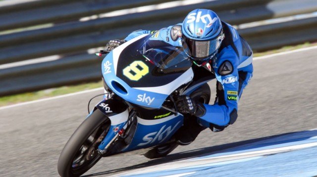 Nicolo Bulega sorprende y se hace con la pole