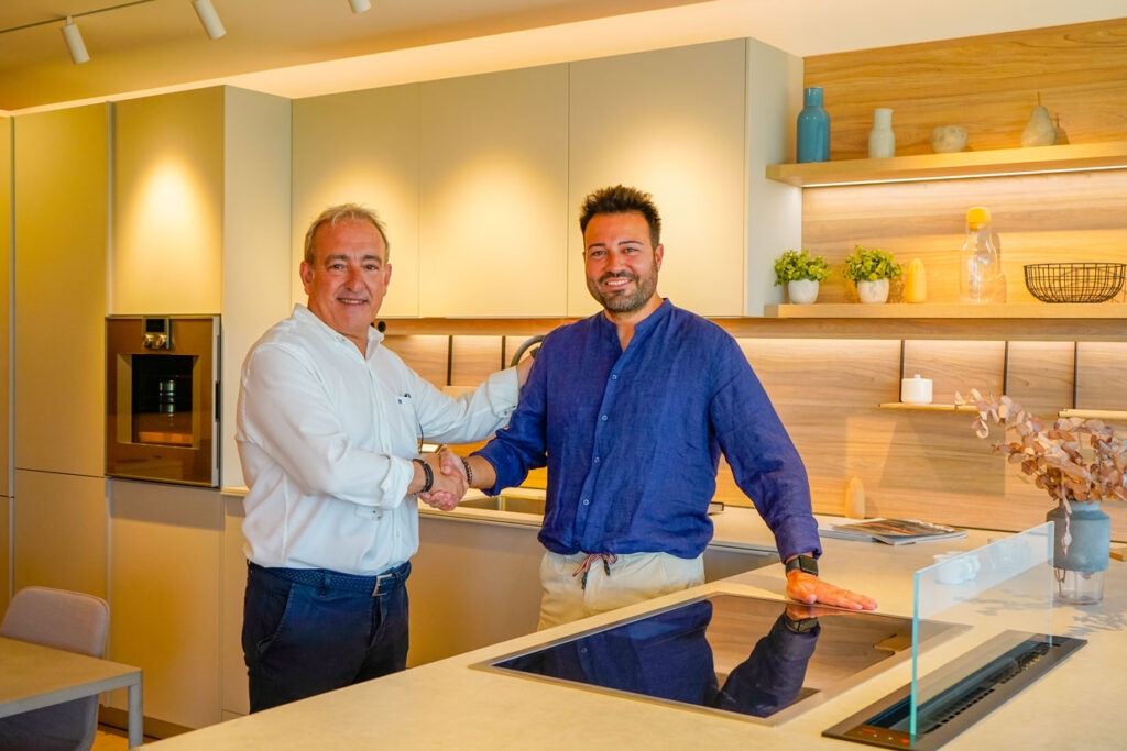 Benigar, Misura Studio y Pablo Montoro firman un convenio para impulsar la gastronomía local y la sostenibilidad. - Foto: PLAZA Benigar, Misura Studio y Pablo Montoro firman un convenio para impulsar la gastronomía local y la sostenibilidad.