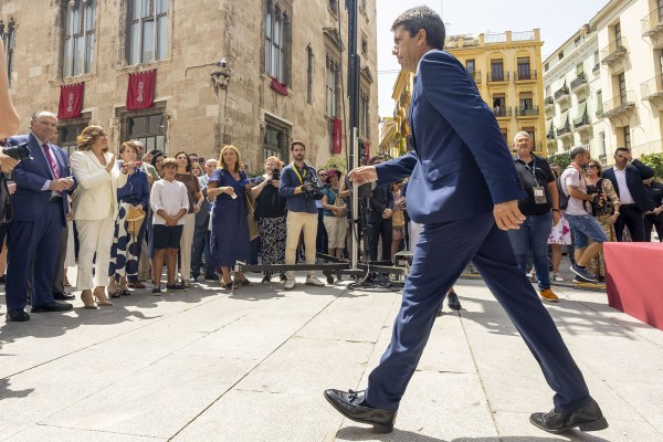 9 d'Octubre: un Consell sin Vox deja paso al valencianismo estilo PP