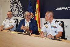 La Cofradía del Cristo de Los Mineros de La Unión firma el hermanamiento con la Policía Nacional