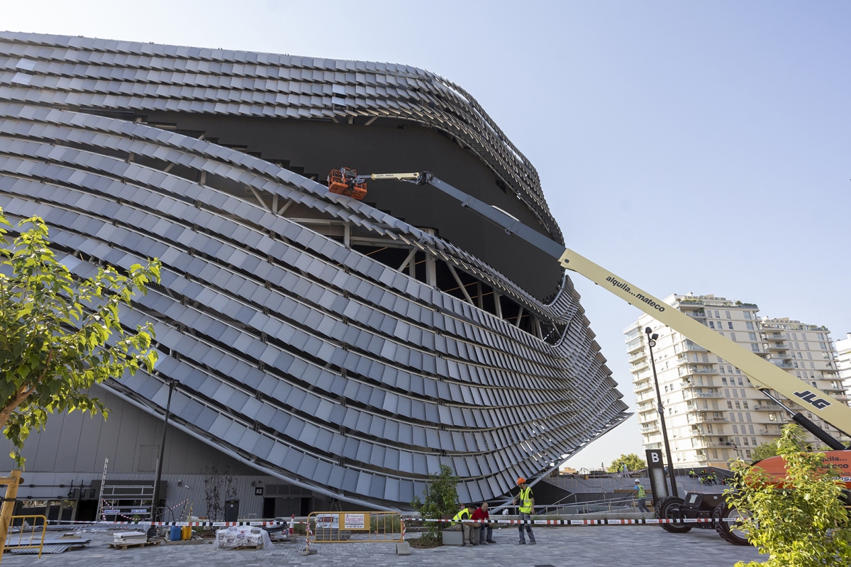 Fotogalería | El Roig Arena presenta sus 1.700 m2 de pantallas LED