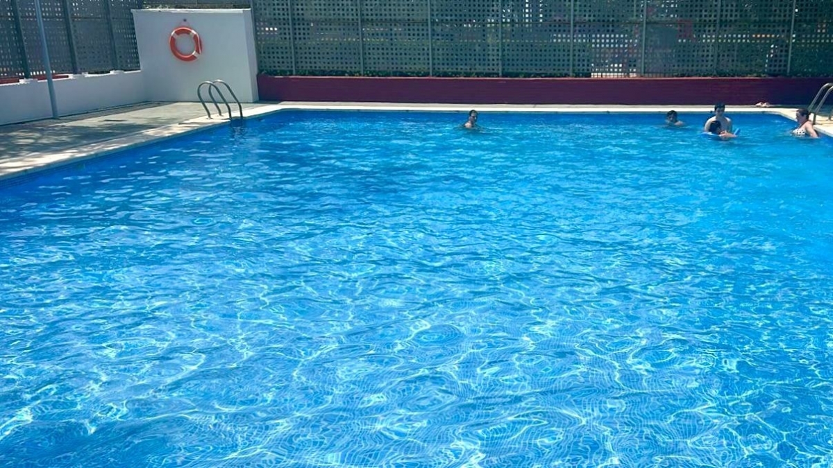 València invierte 180.000 euros en rehabilitar la piscina de El Palmar para su reapertura este verano