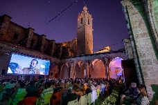 El Centre del Carme abre su cine de verano con un 'viaje' por el humor americano