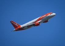 EasyJet cae un 5%, su mayor caída desde marzo tras advertir del impacto de la huelga en Francia