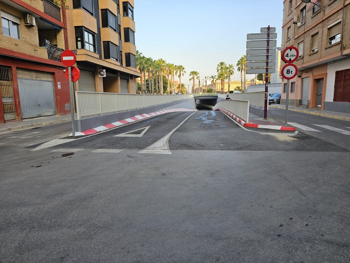 Alfafar y Benetússer reabren el túnel que une los dos municipios, dañado por la Dana