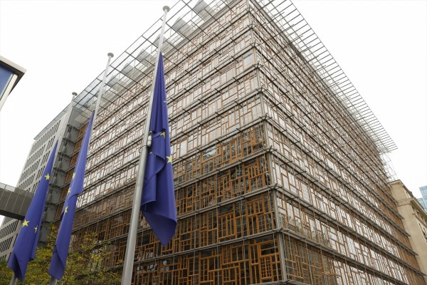 Bruselas asigna a España 79.900 millones para regiones y PAC, casi un 20 % menos