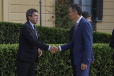 Los cuatro 'regalos' de Sánchez al PP y en especial a Mazón