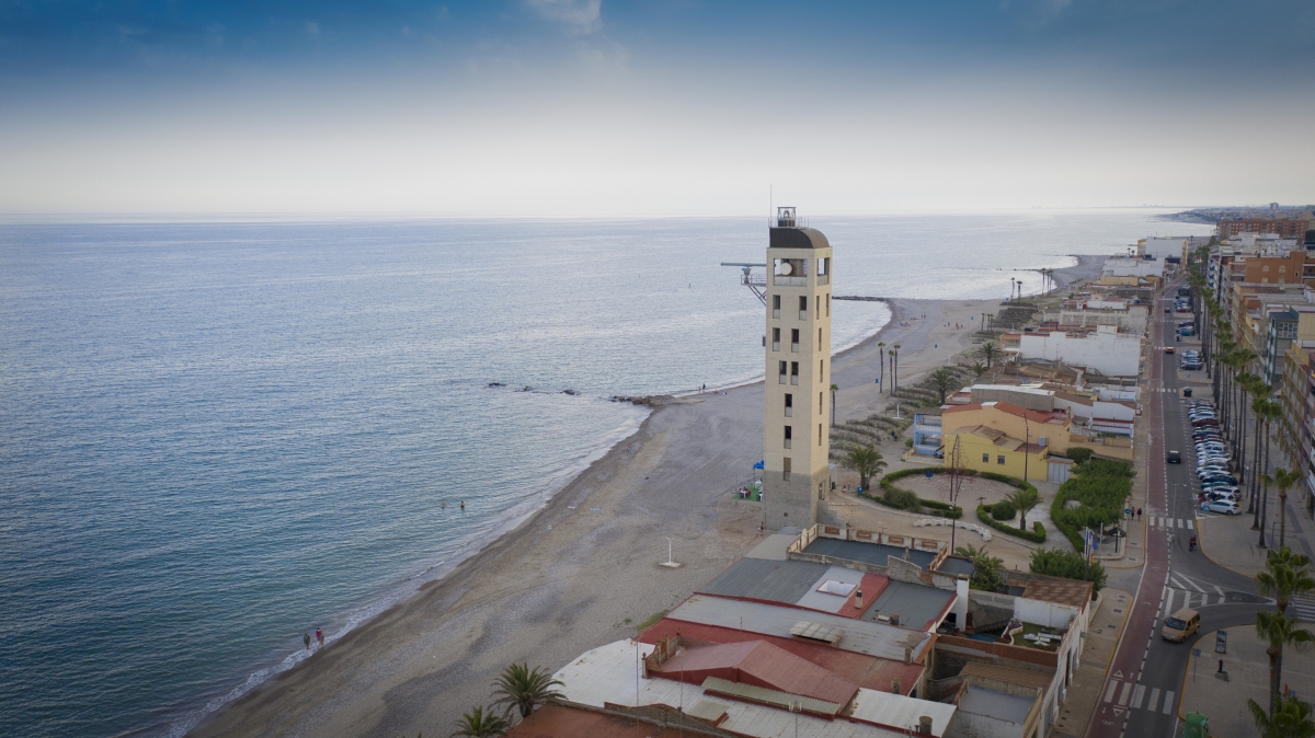 PortCastelló invierte más de 66.000 euros para el acondicionamiento del faro de Nules