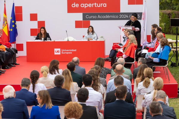 La Universidad Europea arranca con 3.000 alumnos y cien profesores nuevos entre Alicante y Valencia