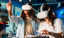 Realidad virtual inmersiva para sentir, ver y escuchar el acoso que sufren las mujeres