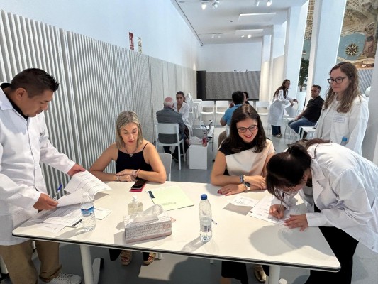 El Espacio Séneca de Alicante acoge la campaña para prevenir enfermedades oculares