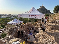 Las excavaciones en las  'Fortalezas del Rey Lobo' hallan una posible torre defensiva y un muro interior desconocido