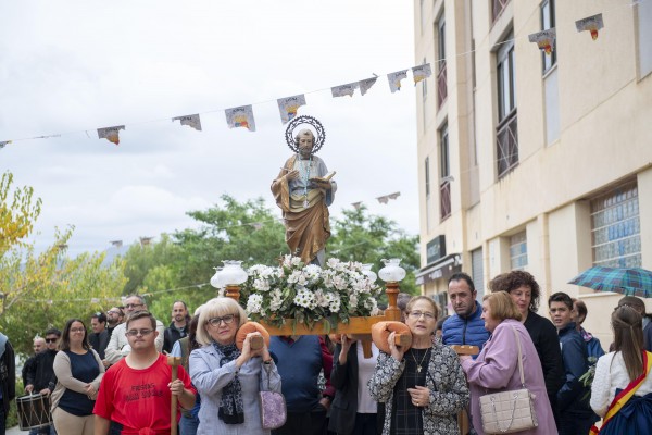 Premios en Xixona: la turronera Herminia Marín, el bailador Víctor González y las fiestas de Sant Lluc