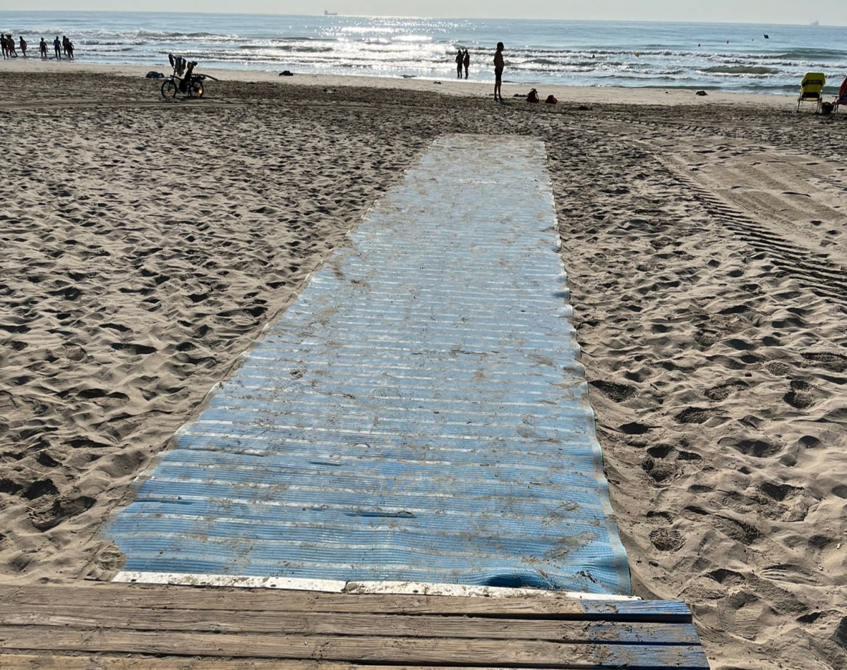 El PSPV denuncia la falta de accesibilidad en las playas de Castelló en plena temporada de verano