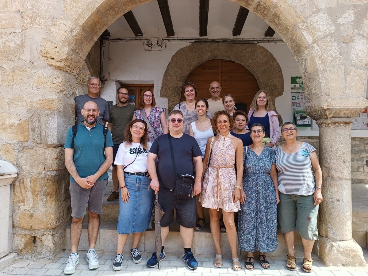 La UJI, el IES Politècnic y la Asociación de la Alpargata desarrollan proyectos culturales en Villores 