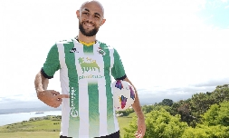 El delantero Ekain llega al Real Murcia tras pelear con el Racing por subir a Primera