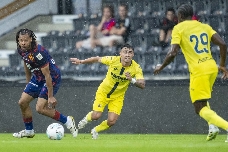 El Villarreal planta cara al Basilea en el debut de Moleiro y Rafa Marín