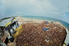 Burriana y Arenal Sound acuerdan crear 20.000 plazas de aparcamiento para los asistentes al festival