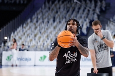 El Hapoel Tel-Aviv ficha a Chris Jones, 'liberado' por el Valencia Basket