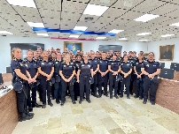 Torrevieja nombre en julio 10 nuevos funcionarios y recibe a los 38 agentes del curso del Ivaspe
