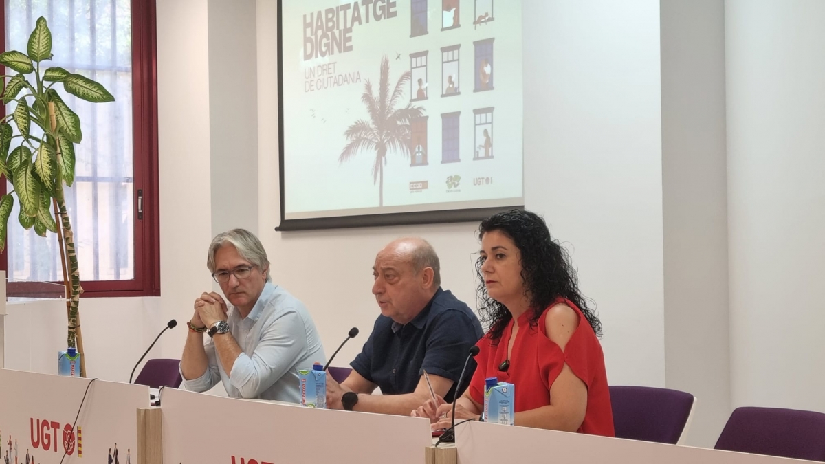 Sindicatos y asociaciones de vecinos piden al Consell que invierta más de 2.700 millones en vivienda