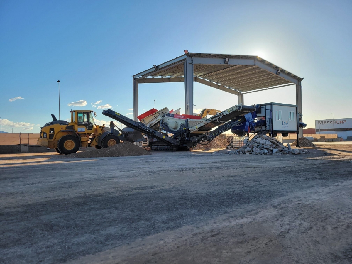La instalación tiene una capacidad de tratamiento diario de 200 toneladas, - Foto: VICENTE PRADES SL La instalación tiene una capacidad de tratamiento diario de 200 toneladas,