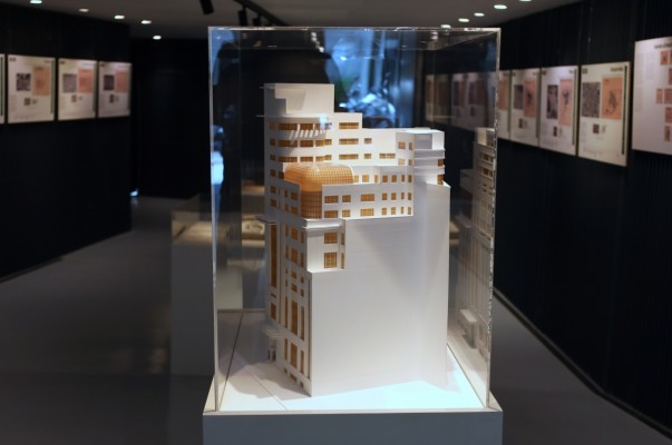 Una exposición resalta el papel de Luis Albert Ballesteros en el urbanismo valenciano durante la posguerra