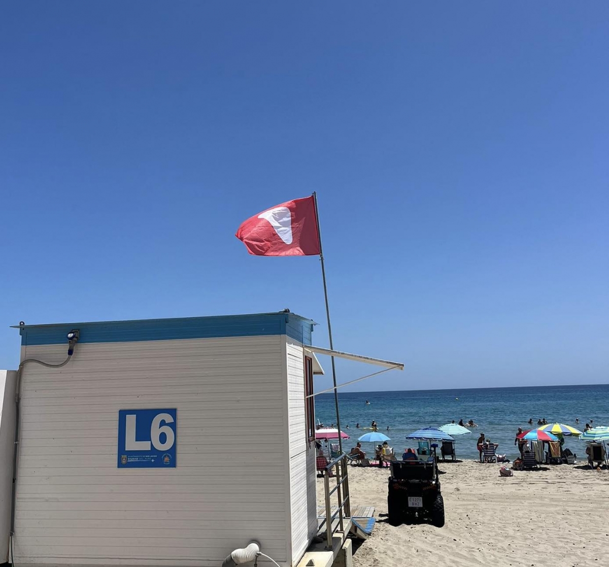  Cierran al baño las playas de Banco del Tabal y El Pedrucho en La Manga por el vertido de un buque