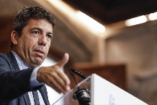 Mazón, sobre condecoraciones a sus escoltas del día de la Dana: "Dudar de las fuerzas de seguridad es una injusticia"