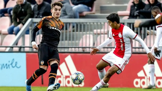 David Ruiz, de las canteras de Valencia y Real Madrid a defender la camiseta del primer equipo del Eldense