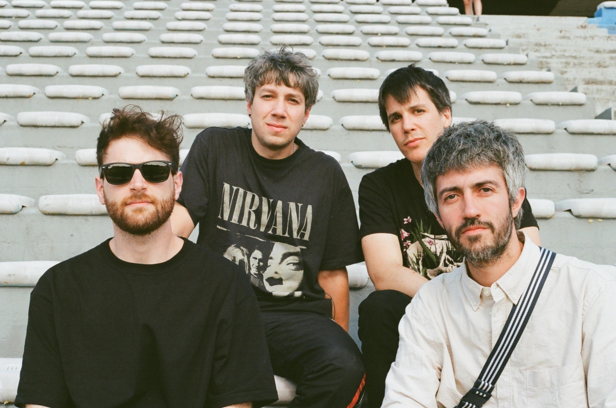 Música y ópera | El rock alternativo y lleno de humo de los argentinos Bestia Bebé vuelve a València