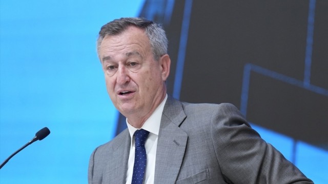 González-Bueno (Sabadell) cree que BBVA debería haber sido 