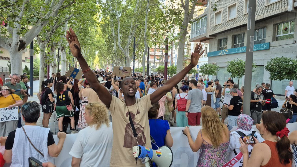 Serigne Mbayé, en la manifestación contra el racismo en Murcia.