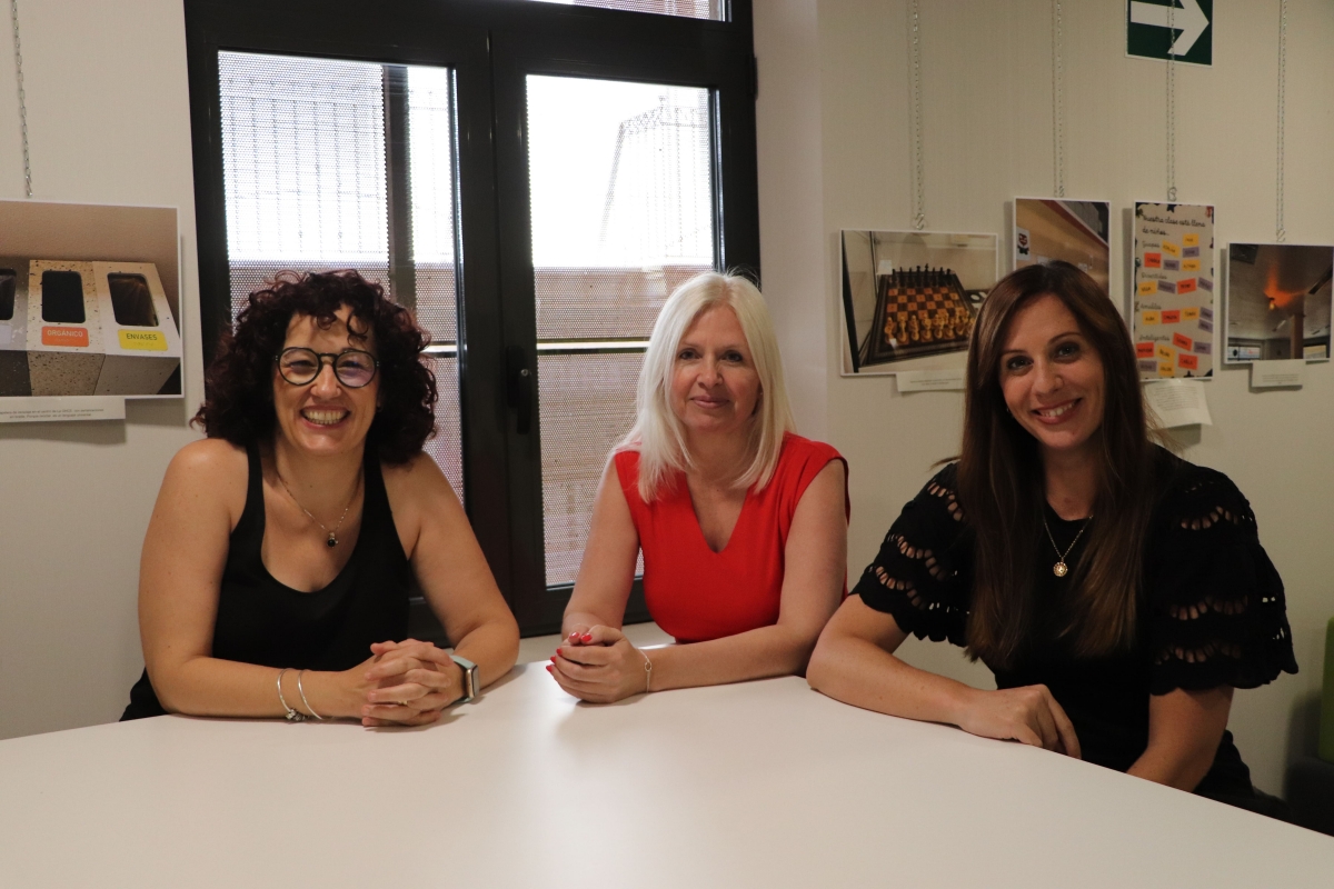  Nuria Andreu, Mónica Belda y Marta Ruiz, autoras de la investigación sobre uso del storytelling en aulas hospitalarias. - 