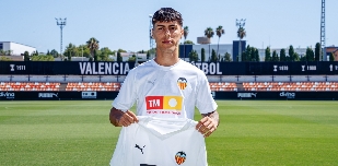 Lucas Núñez renueva con el Valencia CF hasta 2028