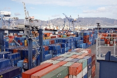 PortCastelló consolida a Marruecos como su segundo destino: el tráfico de azulejos crece un 100%