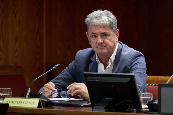 Antxón Alonso se acoge a su derecho a no declarar en la comisión del 'caso Koldo' en el Senado
