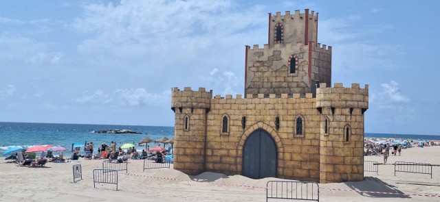 Así se ve el nuevo castillo de las Fiestas de Moros y Cristianos de la Vila Joiosa