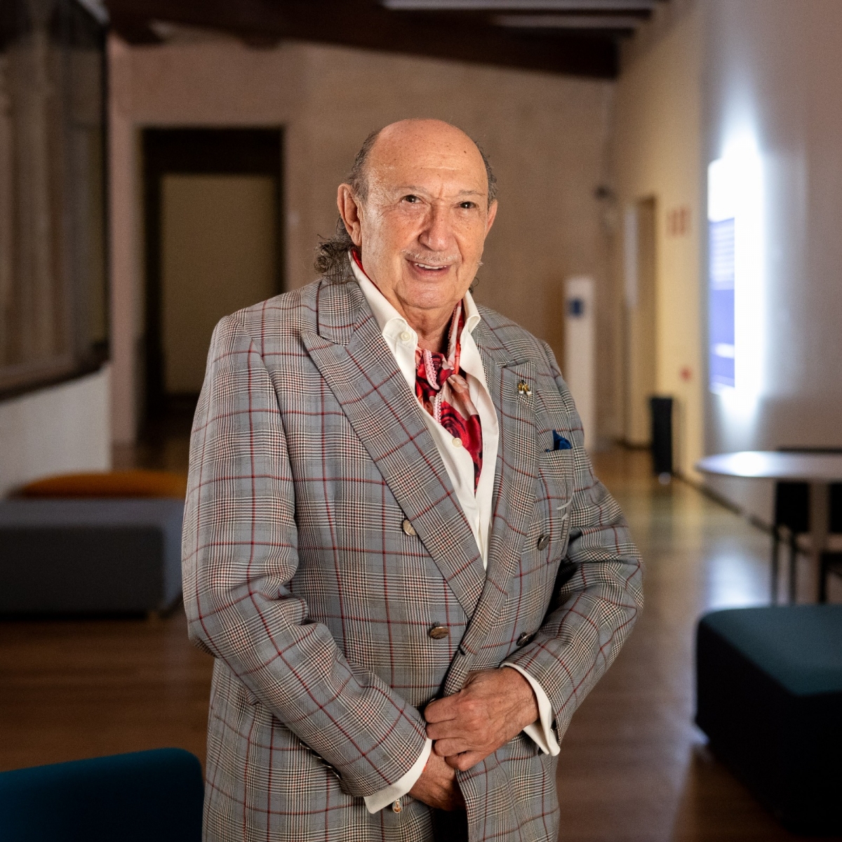 Francis Montesinos y Miquel Nadal, autores del cartel y pregón del Castell de l’Olla de Altea