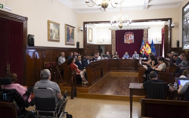 De Zaplana a Sánchez: PP y PSPV y Compromís, a la greña en la Diputación por los casos de corrupción