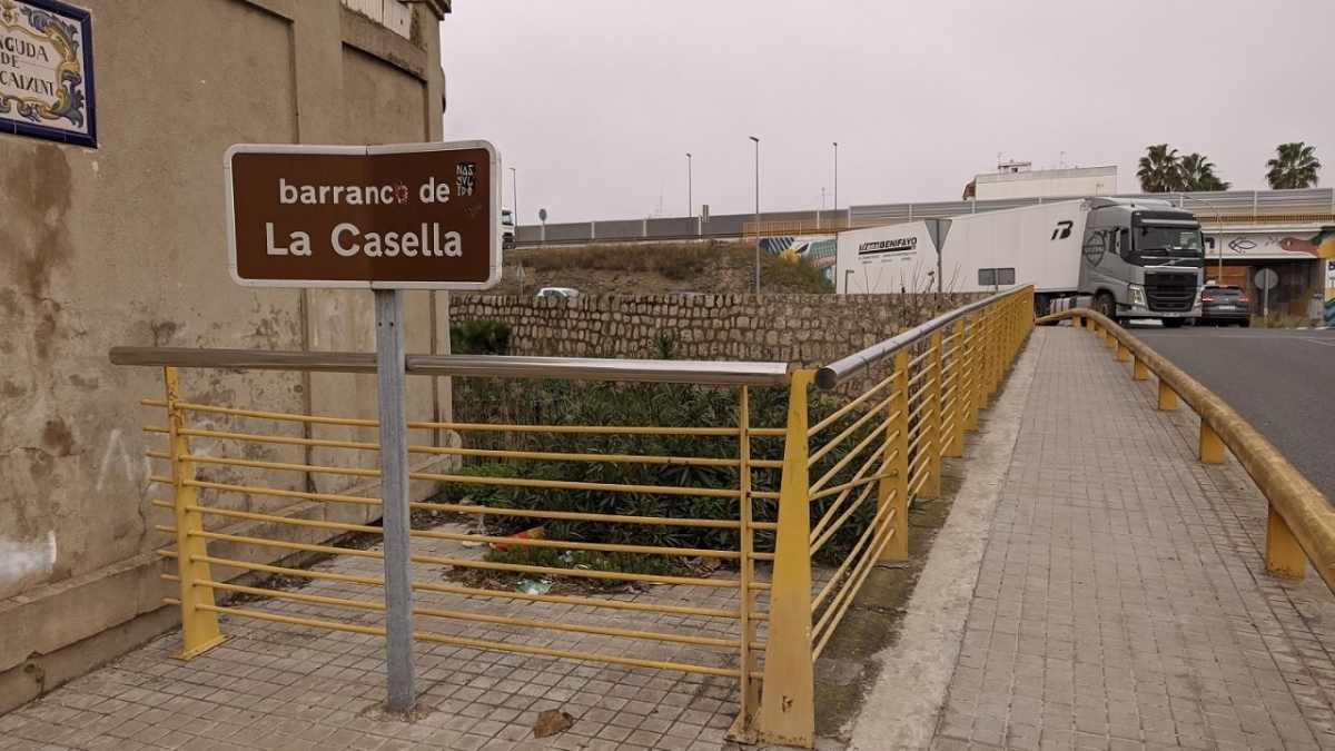 Comarca y empresa | Alzira inicia las expropiaciones para ampliar el barranco de la Casella y evitar inundaciones en el casco urbano