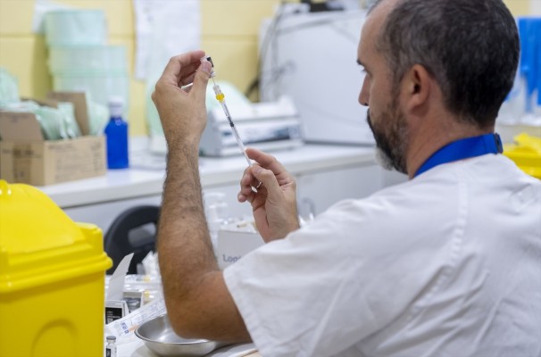 Sanidad pagará hasta 6.000 euros semestrales al personal en su nuevo modelo de productividad