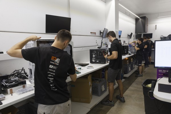 Coolmod, artesanos del 'gaming' que plantan cara a Amazon desde Almassora: venden por 30 millones