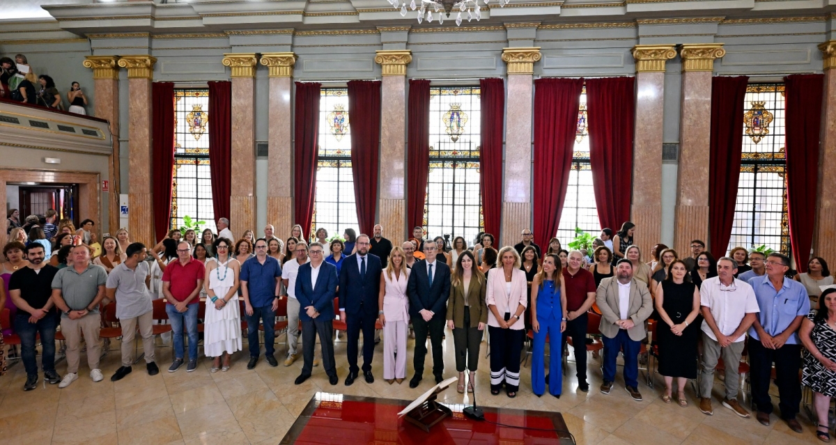 Más de 70 funcionarios toman posesión en el Ayuntamiento de Murcia