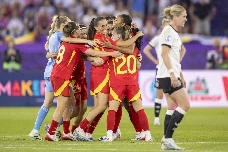 Aitana Bonmatí lleva a España a su primera final de la Eurocopa en el minuto 113