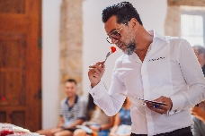 Quique Dacosta y Ricard Camarena lideran el jurado que elegirá el mejor tomate de La Marina en Els Magazinos