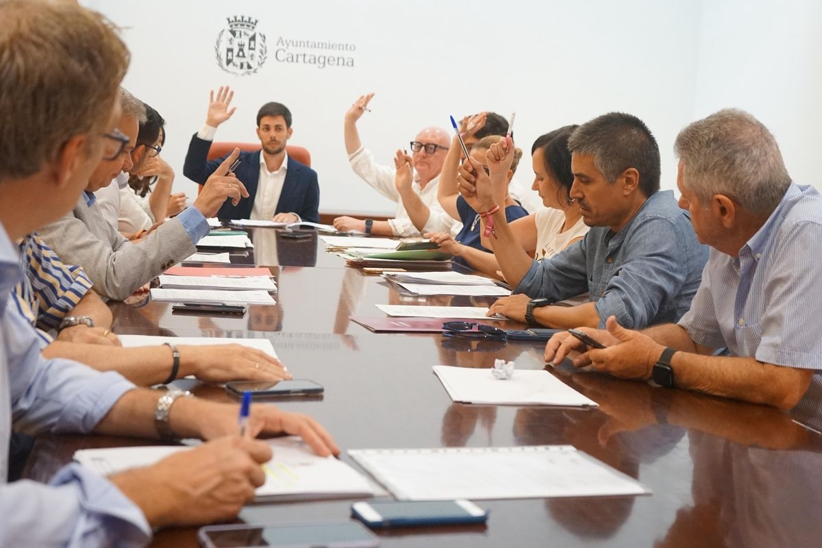 El Ayuntamiento de Cartagena logra aprobar las medidas económicas y tributarias