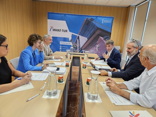 Benidorm celebra la primera comisión de seguimiento de la Plataforma Inteligente de Destinos

