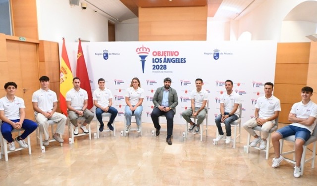 La Comunidad apoya con 143.400 euros este año a 12 deportistas para Los Ángeles 2028