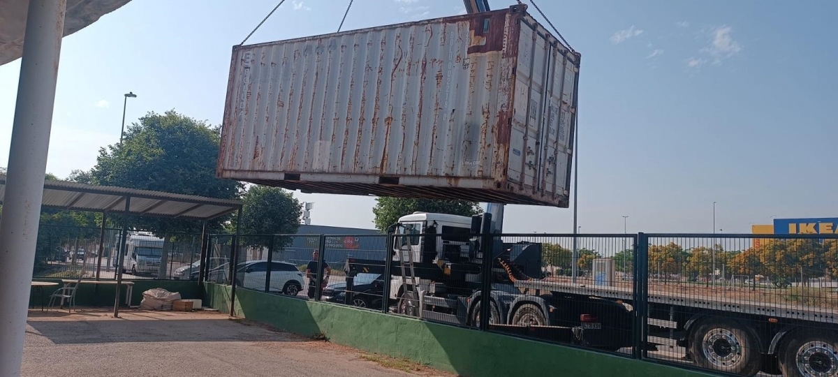 València | Aportem-Puerto solidario entregará más de 1.300 mochilas con material escolar a afectados por la Dana